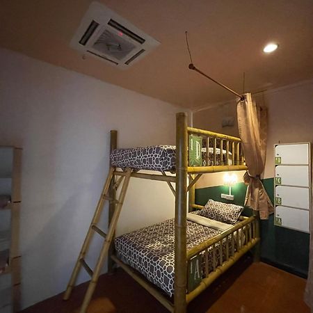 Passion Nai Harn Bed & Breakfast Bagian luar foto