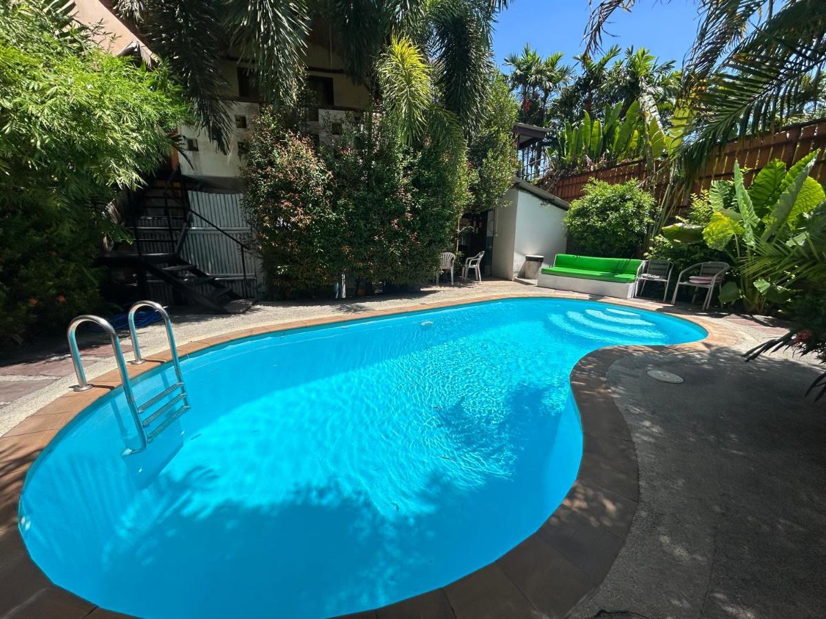 Passion Nai Harn Bed & Breakfast Bagian luar foto