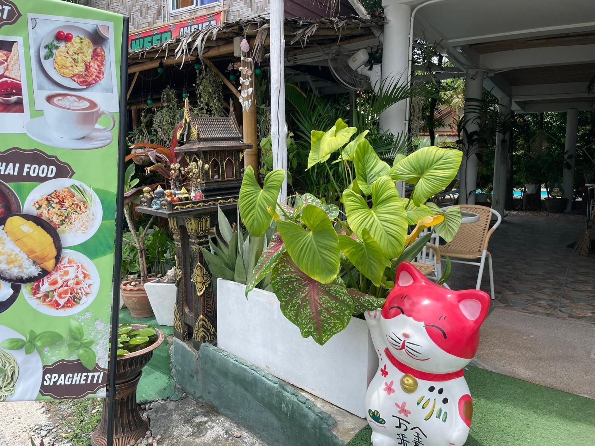 Passion Nai Harn Bed & Breakfast Bagian luar foto