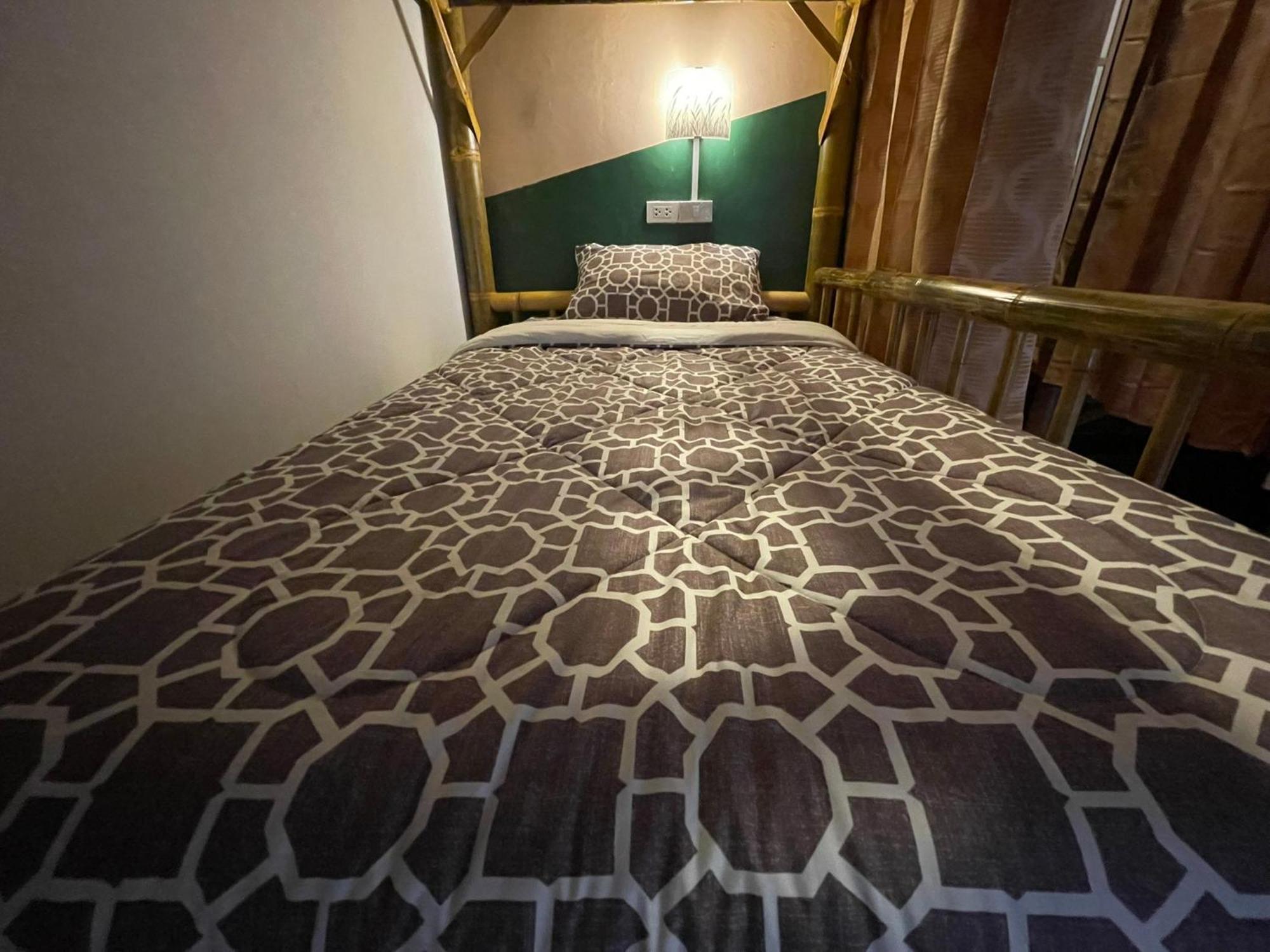 Passion Nai Harn Bed & Breakfast Bagian luar foto